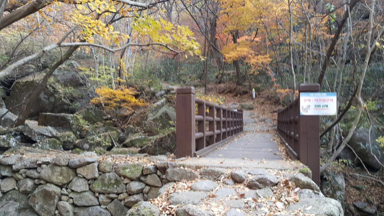 Mokkoji Pension Hadong Экстерьер фото